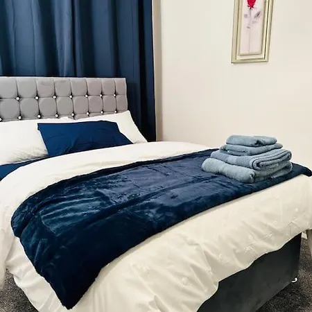 Bespoke 2 Bedroom Apt Derby City Экстерьер фото